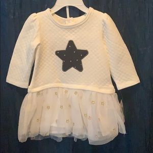 New infant girls 12 month two piece outfit